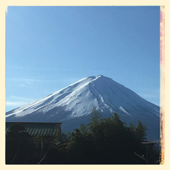浅間神社前からの富士山（350変換後）